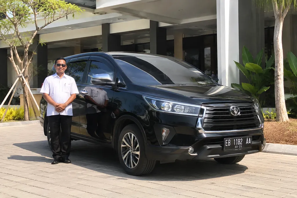 Rental Mobil Di Lanbuan Bajo Dengan Sopir
