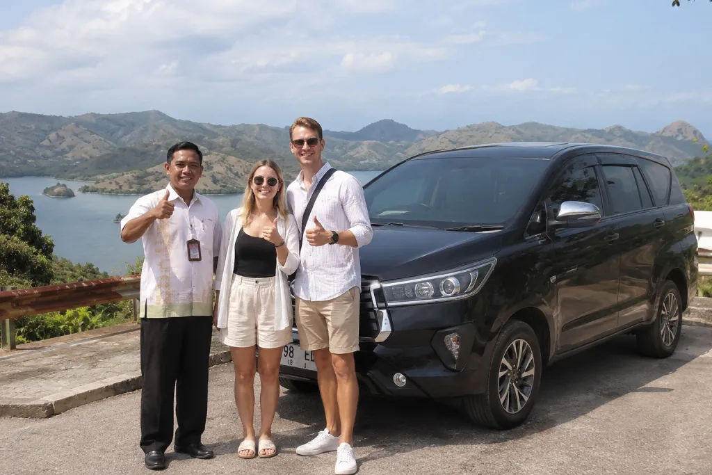 Rental Mobil Di Labuan Bajo Dengan Sopir
